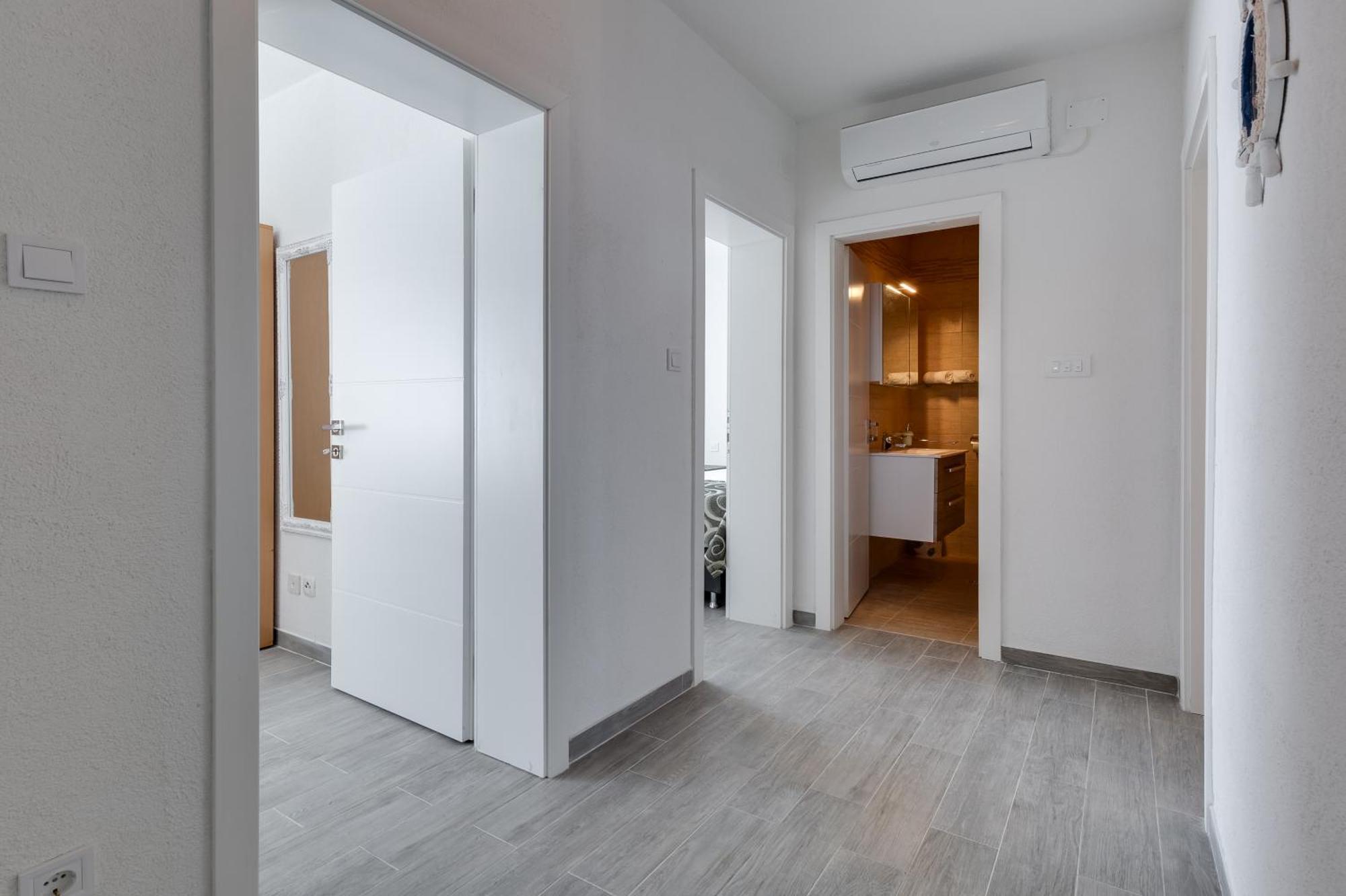 Apartmani Kastelina Vir Exterior foto